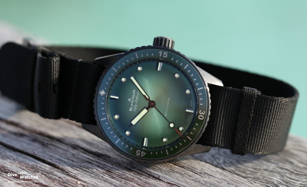 Blancpain_Fifty_Fathoms_Bathyscaphe_Mokarran_Limited_Edition_Frontal_Rangiroa_2020.thumb.jpg.df3d0d757f1222bc8b7d2b41f71b705a.jpg