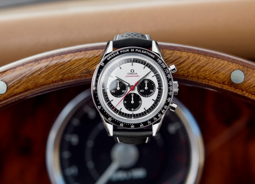 OMEGA-Speedmaster-Moonwatch-Chronograph (1).jpg