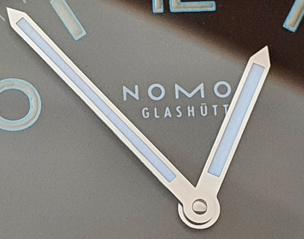 nomos-rucky.thumb.jpg.521d3fc52c1c9739a1620bde0d86ae2c.jpg