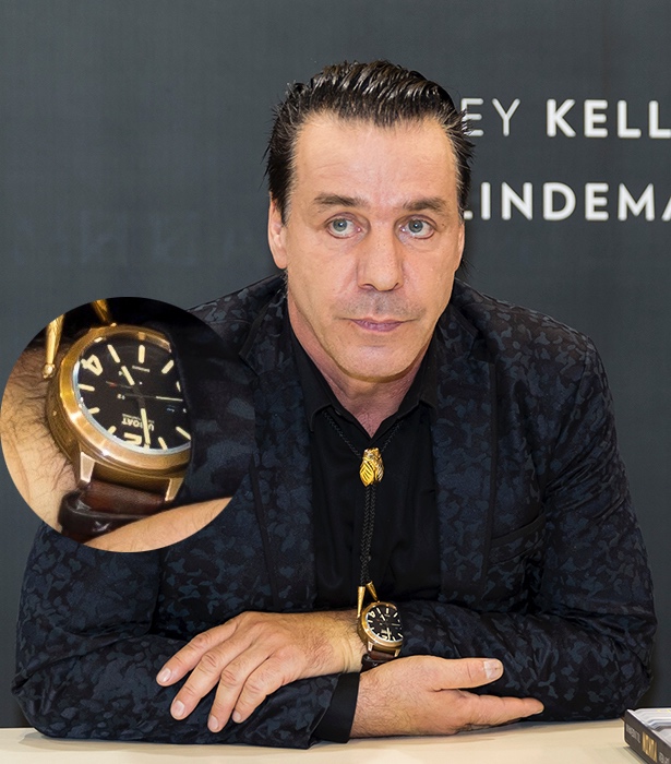 Till_Lindemann_-_2017287140953_2017-10-14_Buchmesse.jpg.cb3623d72d150074b80c57986f6df484.jpg