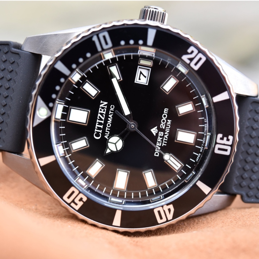 Citizen-Promaster-Mechanical-Diver-200M-NB6021-5.thumb.jpg.144dd46d86aea31a9d7f6c2bbca4c2e4.jpg