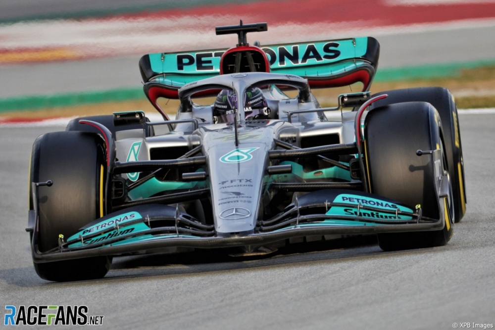 Mercedes-F1-3.jpg