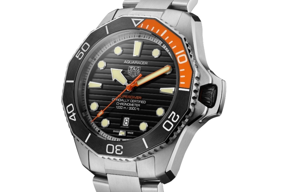 tag-heuer-aquaracer-superdiver-abtw-10.jpg