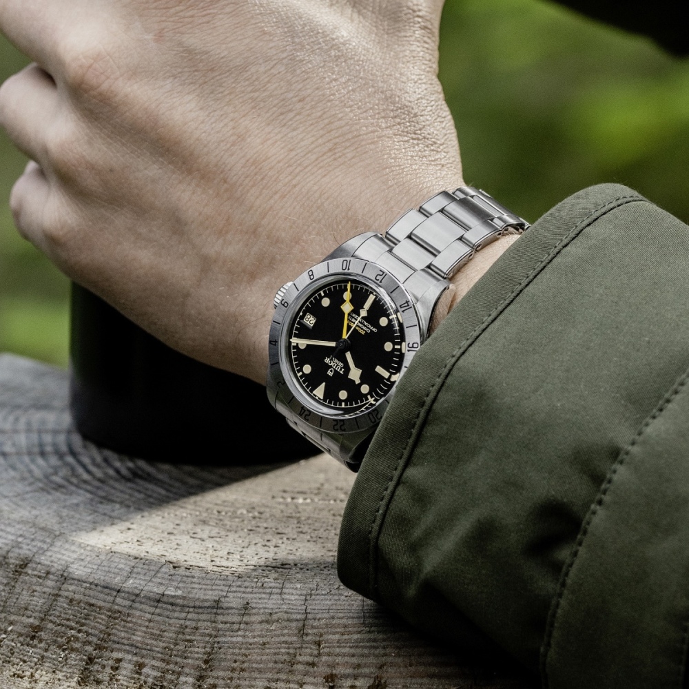 tudor-m79470-0001.thumb.jpg.8c7e988ccc98e0248d309610a0fdc523.jpg