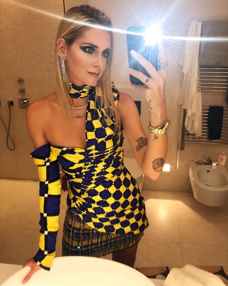 Chiara-Ferragni-Sexy-Tits-31.thumb.jpg.9b35511ea66c2ff1977d2c0e2865ea25.jpg