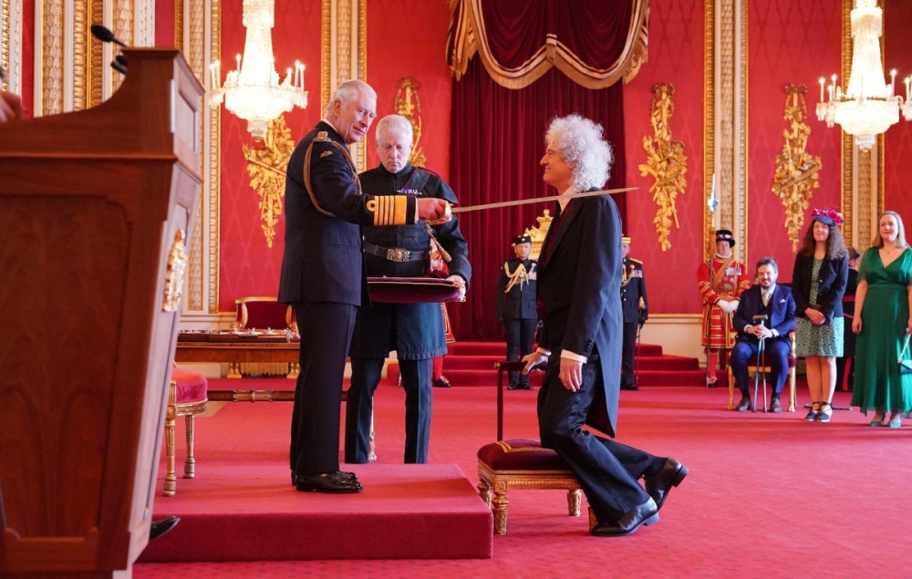 Brian-May-knighted-Credit-PA-Images-Alamy-Stock-Photo.jpg