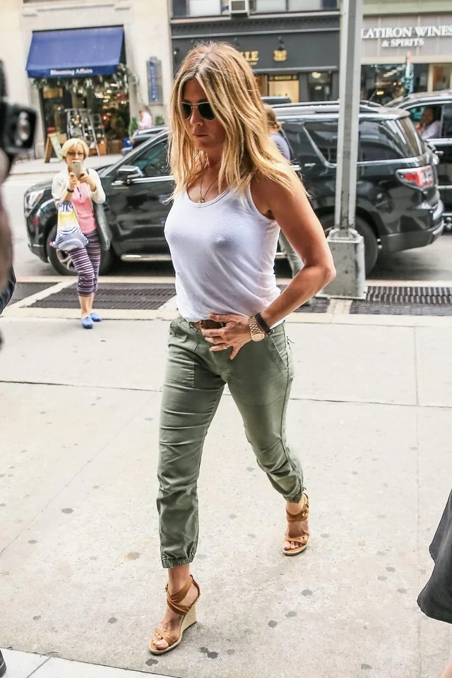 JenniferAniston1.jpg.44327d0318a387d2505052718173a5fa.jpg