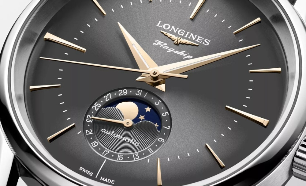 Longines_FlagshipHeritageMoonphase_1100x667_5.jpg