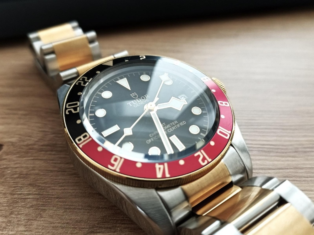 hodinky-tudor-black-bay-gmt-s-g-ref-m79833mn-0001-207942368.jpeg