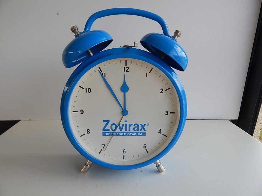 velky-reklamni-budik-jako-novy-224347733.jpeg