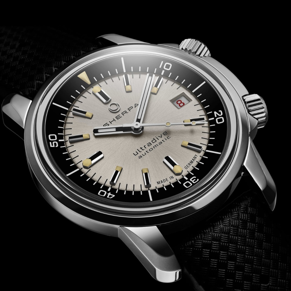 Sherpa-Ultradive-Tuxedo-and-Atoll-Editions-4.jpg